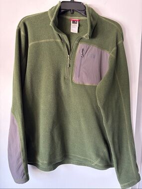The North Face Men's Olive Green Half-Zip Fleece with Gray Chest Pocket Size M